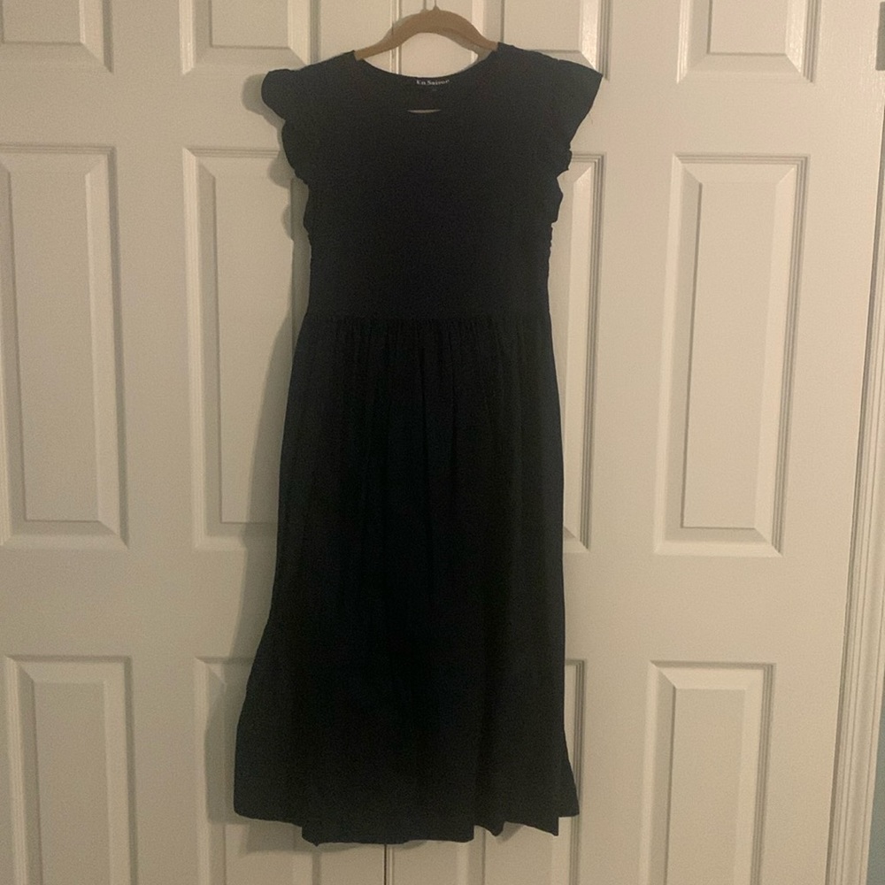 En Saison Flutter Sleeve Midi Dress